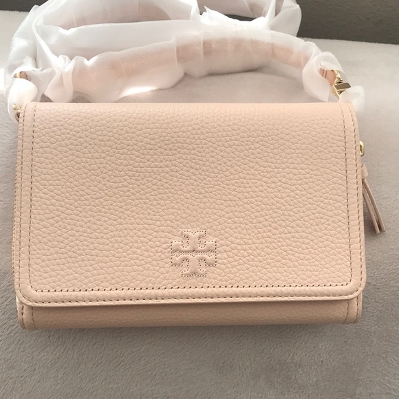 Tory Burch Handbags - New Authentic Tory Burch Flat Wallet Crossbody